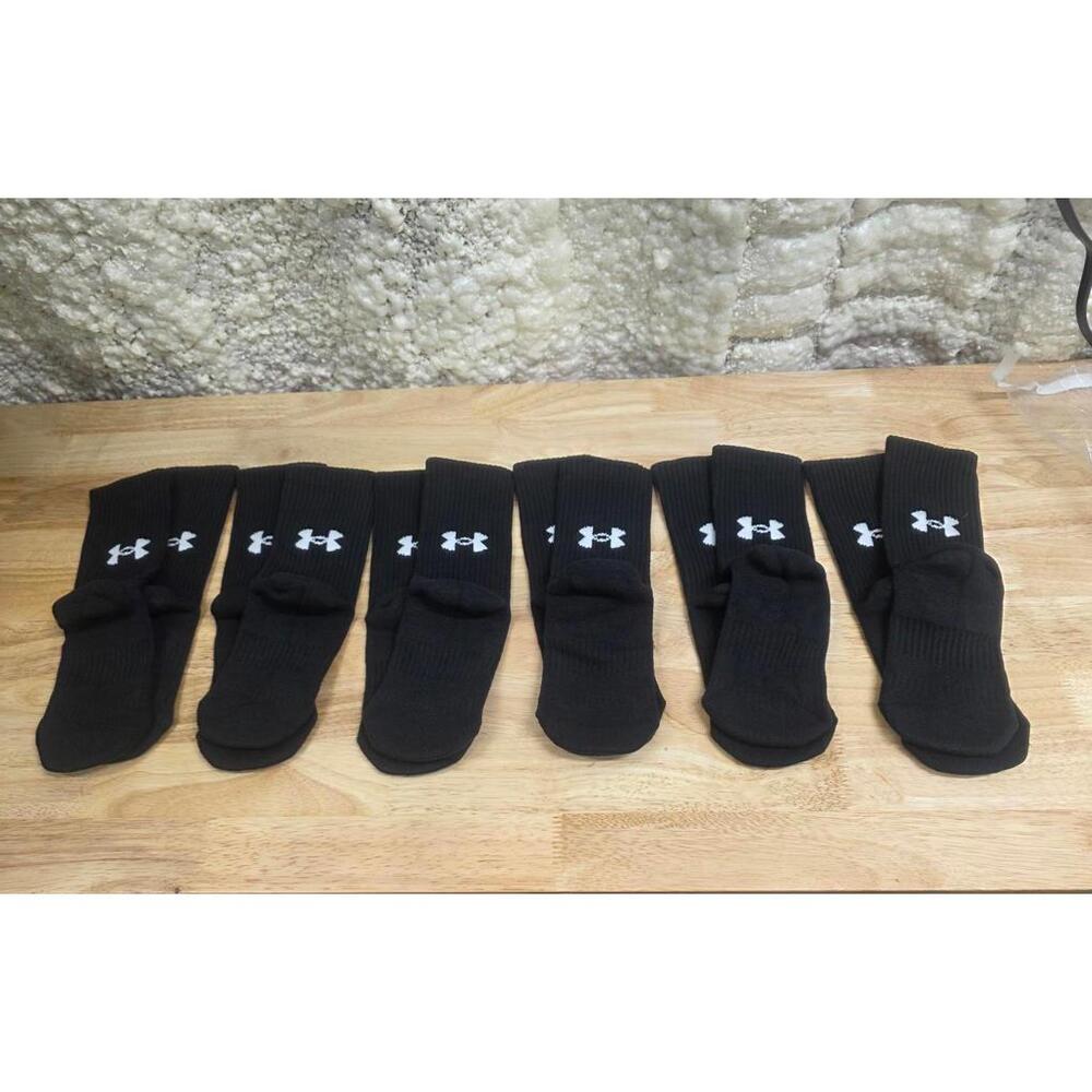 Under Armour Unisex-Adult Training Cotton Crew Socks 6 Pack, Black/White, Small